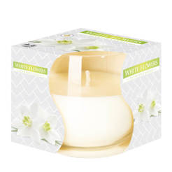 Scented candle in a glass - white flowers