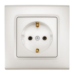 Single electrical outlet 16A Linnera Life pearl