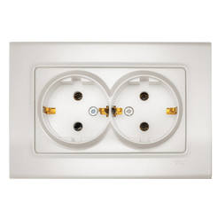 Double electrical outlet 16A Linnera Life pearl