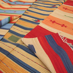Hand-woven path Larya Jahnu - 70 x 140 cm, cotton
