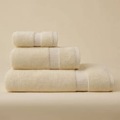 Хавлиена кърпа за баня 50 х 100см 100% памук 600гр/кв.м. крем Ilda