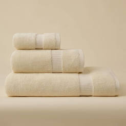 Bath towel 50 x 100 cm 100% cotton 600 g / sq.m. Ilda cream