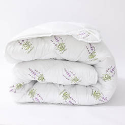 Leichte Sommerbettdecke 150x210cm Mikrofaser 150g Füllung/m2 Duftrichtung Lavendel