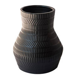 Ваза керамика 17.5х17.5х23см черна