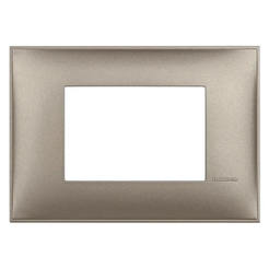 Рамка тройна титан Classia Bticino италиански стандарт LEGRAND