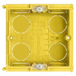 Кронштейн-коробка с винтами HC Classia Bticino для кирпичных стен LEGRAND