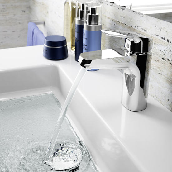 0102010685-promo-komplekt-ceraflex-3v1-smesitel-za-umivalnik-smesitel-za-vana-dush-okachvane4_552x552_pad_478b24840a