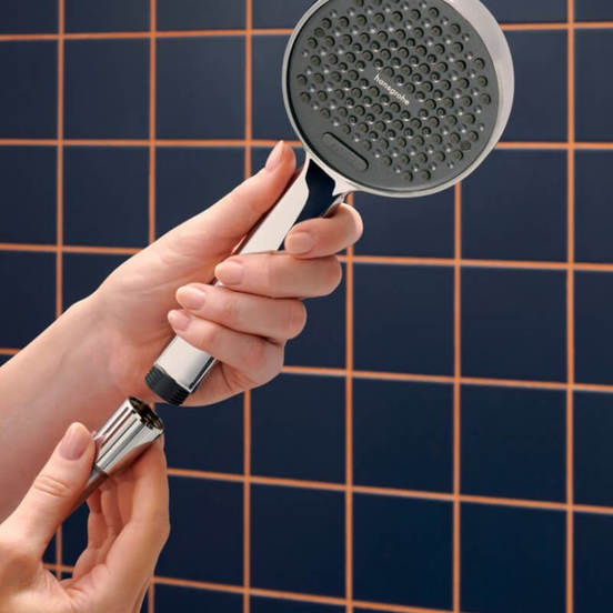 0102030412-12-dush-komplekt-rychen-dush-okachvane-i-shlauh-65sm-activera-s-hrom-hansgrohe_552x552_pad_478b24840a