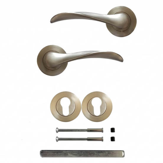 0302010699-sekretna-dryzhka-za-vrata-s-rozetka-cherna-ese_552x552_pad_478b24840a