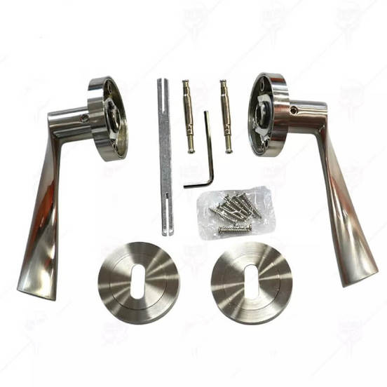 0302010708-dryzhka-rozetka-mms-obiknovena-inoks-47144-webp_552x552_pad_478b24840a