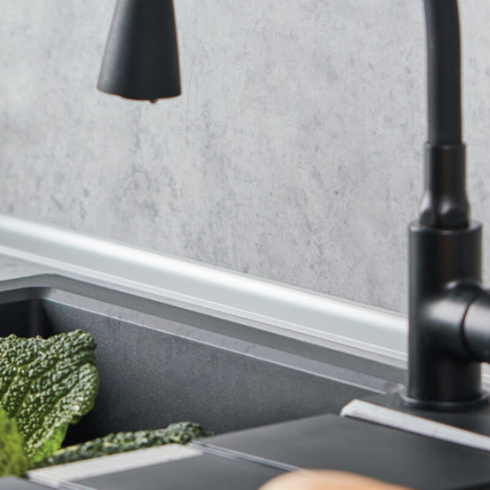 0304020479-3-vodobranna-lajsna-22mm-3m-aluminij-2423052-cezar_552x552_pad_478b24840a