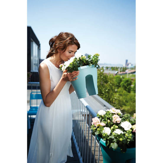 0502010973-6_552x552_pad_478b24840a