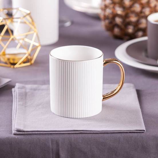 0602011028-1_552x552_pad_478b24840a