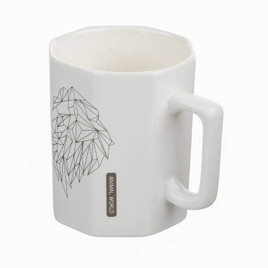 0602011117-1_552x552_pad_478b24840a