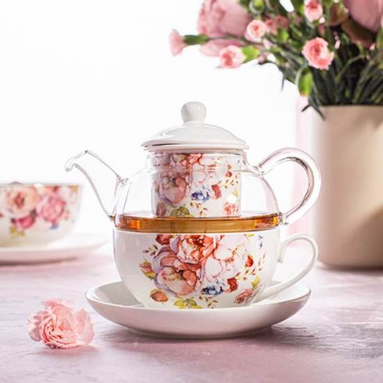 0602011557-2-komplekt-za-chaj_552x552_pad_478b24840a