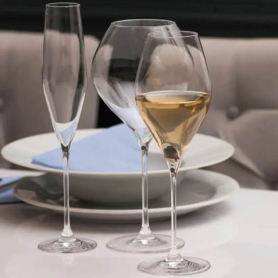 0602012071-3-chashi-za-cherveno-vino-860ml-komplekt-6-broja-swan-webp_552x552_pad_478b24840a