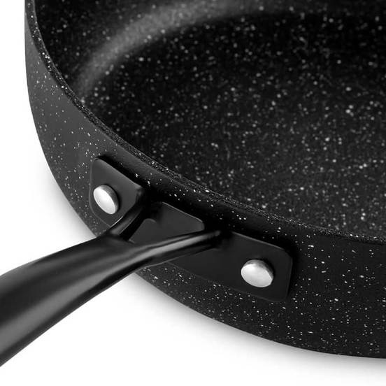 0602040515-2_552x552_pad_478b24840a