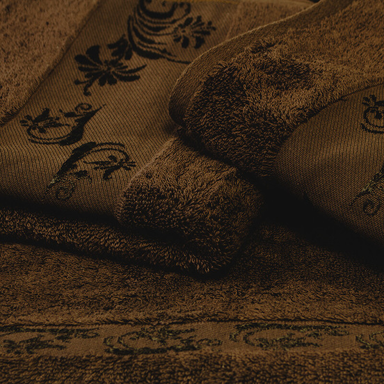 0604010423_552x552_pad_478b24840a