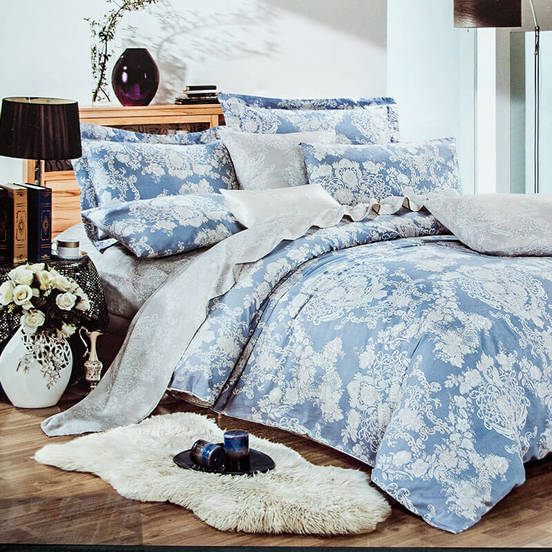 0604050661-spalno-belio-spalen-komplekt-4-chasti-saten-kaen-sinio_552x552_pad_478b24840a