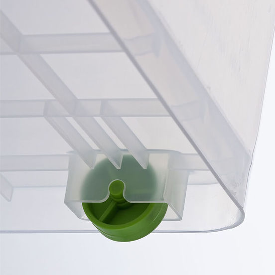 0606010229-2_552x552_pad_478b24840a