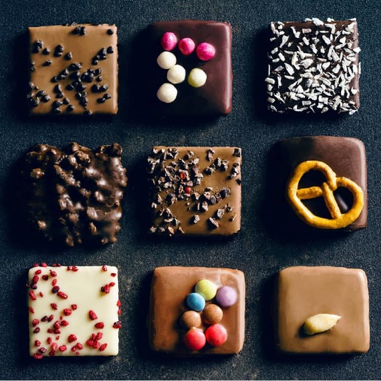 0607011523-kartina-sladki-30-h-30sm-styklo_552x552_pad_478b24840a