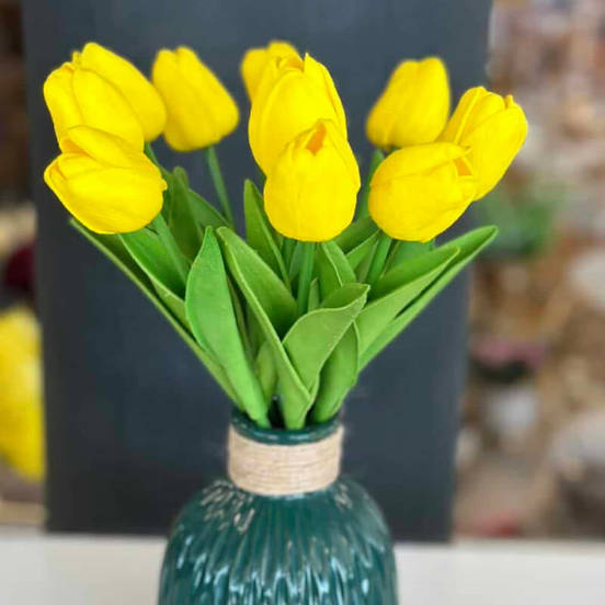 0607061427-aranzhirovka-lale-zhylto-120767_552x552_pad_478b24840a