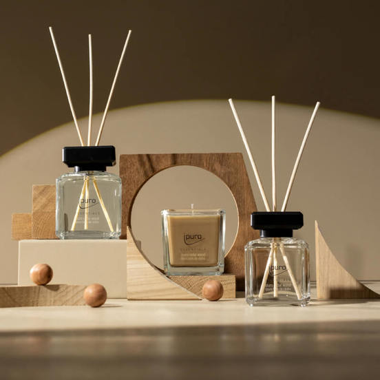 607080012-01-svesht-aromatna-125g-essentials-cedar-wood-ifc2205_552x552_pad_478b24840a