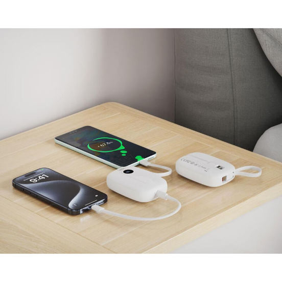 0704040593-4-vynshna-baterija-10-000m-ah-22-5-w-s-kabeli-usb-c-iphone-4-5-a-2-45-a-pr246-xo_552x552_pad_478b24840a