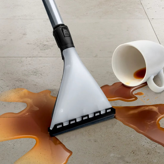 0705080415-3-prahosmukachka-perjashta-3v1-s-turbo-chetka-i-miesht-epa-filtyr-bwd41740-1700-w-bosch-webp_552x552_pad_478b24840a