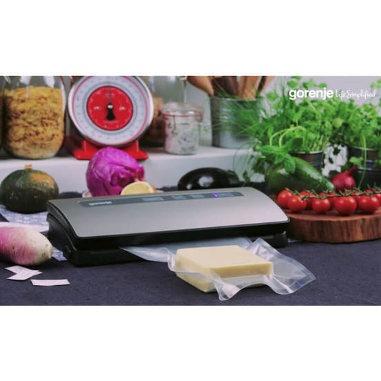 0705140323-2-ured-za-vakuumirane-30sm-10-torbichki-vs120-e-gorenje_552x552_pad_478b24840a