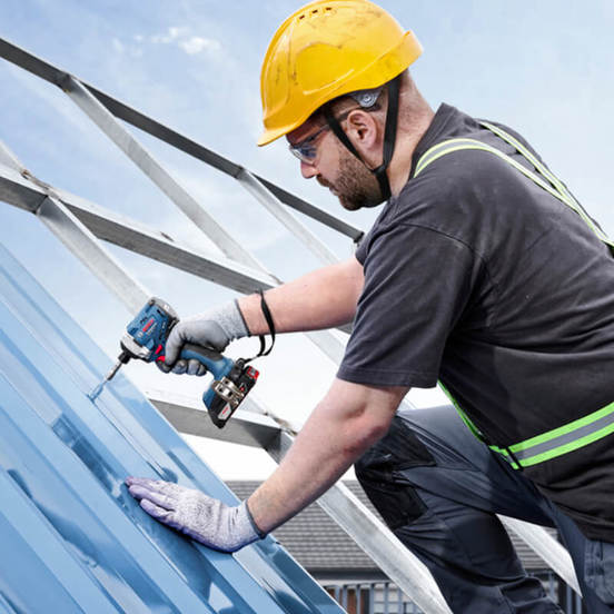 0802010327-5-gajkovert-bezchetkov-14-gdr-18-v-215-18-v215-nm2-sk-bez-baterija-i-zarjadno-bosch_552x552_pad_478b24840a