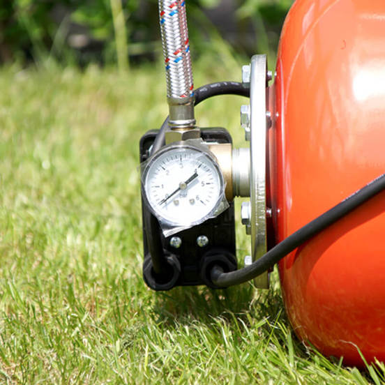 0804010274-3-pompa-hidrofor-samozasmukvashta-autojet-100-b-750-w-3-0kub-m-752m-1-gmax_552x552_pad_478b24840a