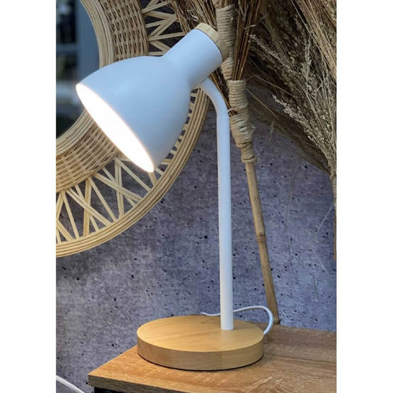 0901040354-4-nastolna-lampa-metalna-bjala-koop-man_552x552_pad_478b24840a