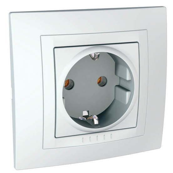 0904010148-1_552x552_pad_478b24840a