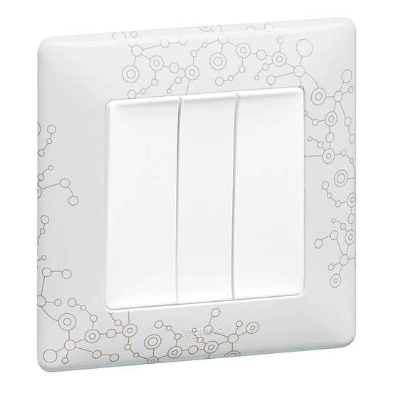 0904010793_552x552_pad_478b24840a