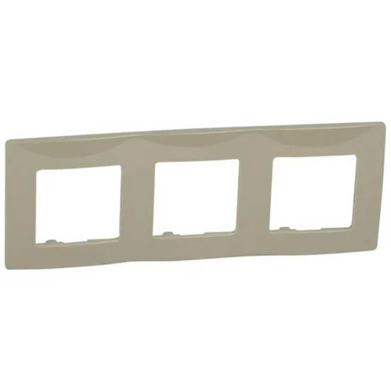 0904011382-ramka-trojna-kafe-niloe-legrand_552x552_pad_478b24840a