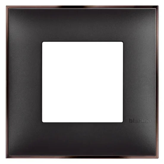 0904011524-ramka-edinichna-cherna-s-nikel-ns-classia-bticino_552x552_pad_478b24840a