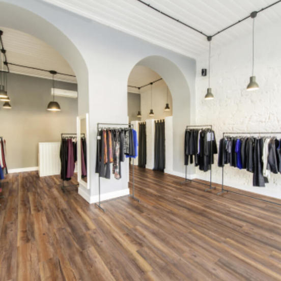 1005010633-2-laminiran-parket-8mm-33-ac5-s-fuga-v4-d1872-ognen-dyb-2-131-kv-mpaket_552x552_pad_478b24840a