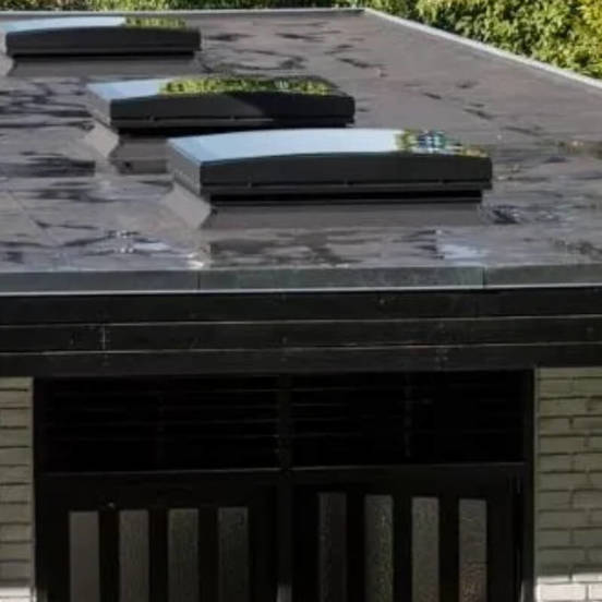 1103060362-10-prozorec-za-plosyk-pokriv-cfu-0020-q-90x120sm-neotvarjaem-s-ogynato-styklo-velux_552x552_pad_478b24840a